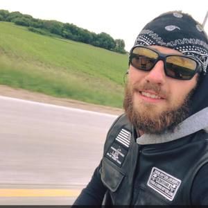 Meet your Posher, Dylan